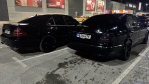 Mercedes-Benz w211 twins