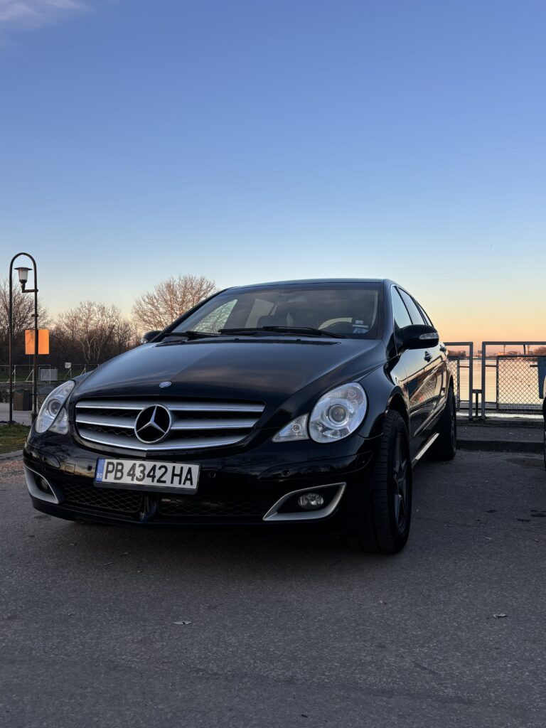 Mercedes-Benz R500